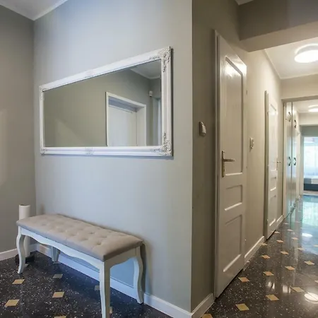 Spacious Flat Close To The American Embassy Apartamento *