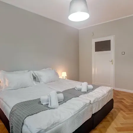 Spacious Flat Close To The American Embassy * Sofia