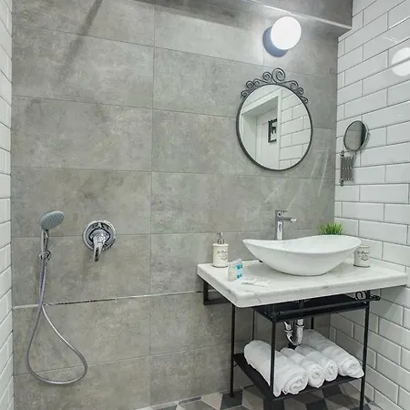 Spacious Flat Close To The American Embassy * Sofia