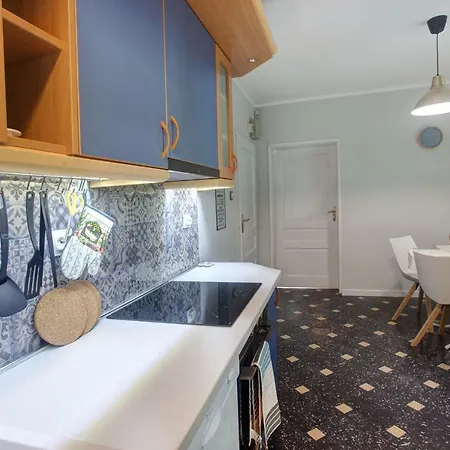 Spacious Flat Close To The American Embassy Apartment